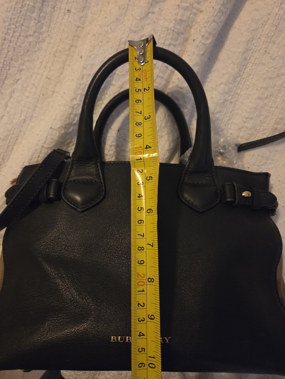 Burberry Banner Tote Handbag in Leather - Picture 15 of 16